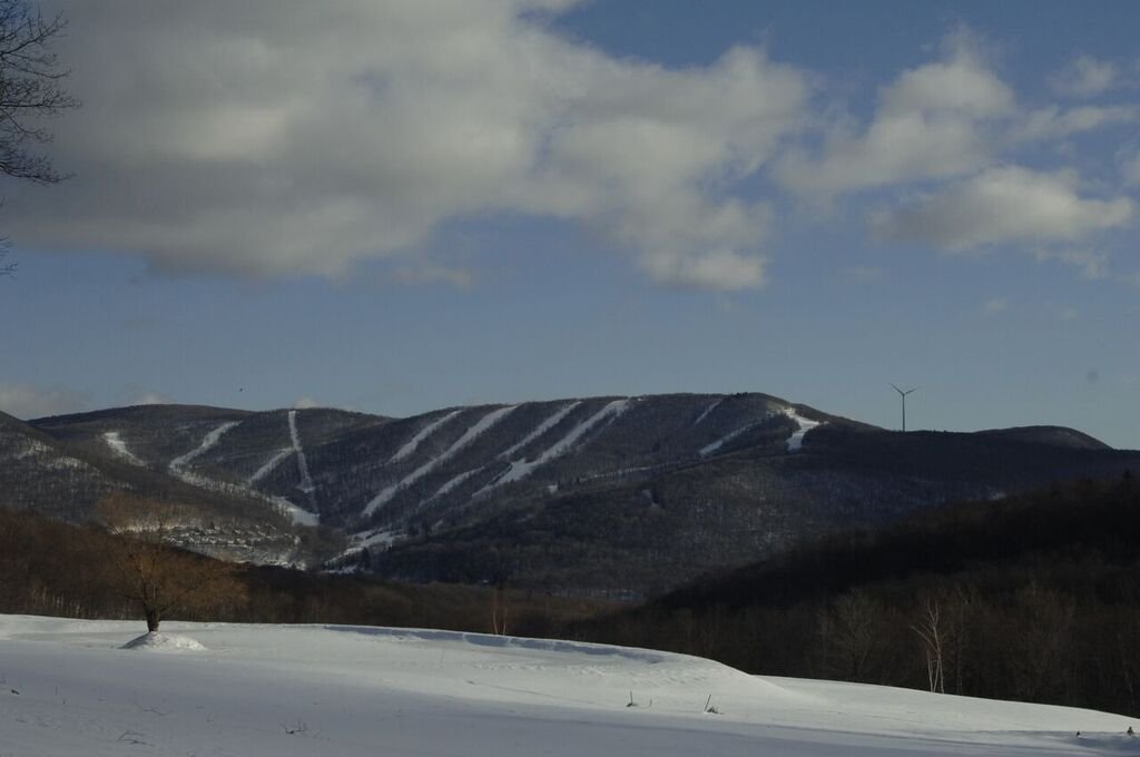 ski-resort-wind-1024x680 Massachusetts Ski Resort Celebrates A Decade Of Wind Energy