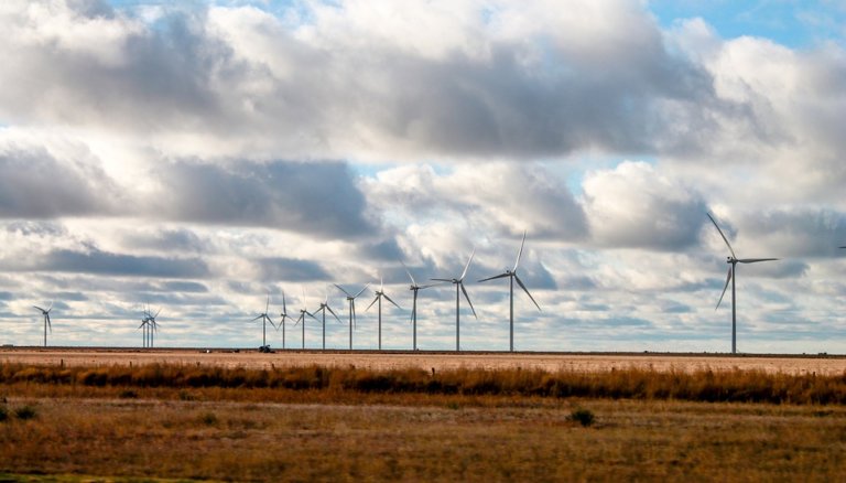 Study: How Fine-Tuning Wind, Solar Could Help Texas With Grid Reliability